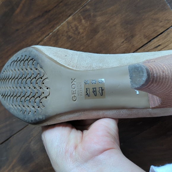 Geox Respira Mariele Mid Pump Heel - size 38.5 - Picture 6 of 9